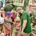 Exotic pet presentation and corporate presentation